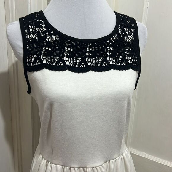 Flawless Winter White Midi Dress by Elle! Women's 14 Heavy fabric - Fall 2024 - Picture 2 of 8